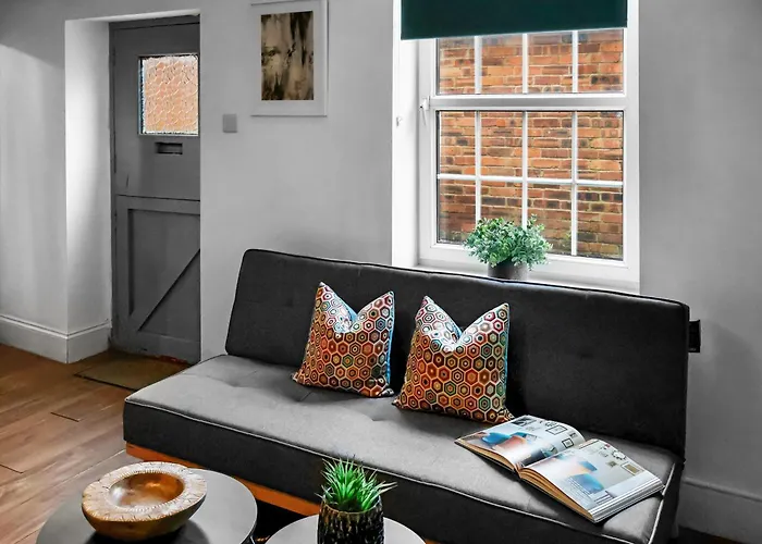 Morpeth City Centre Home